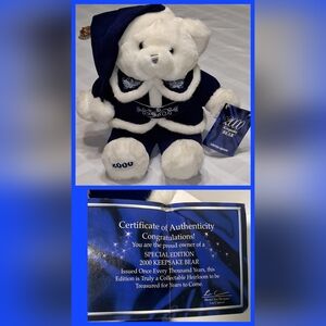 Special Edition The DanDee Keepsake Holiday Teddy Bear is a vintage 2000 edition